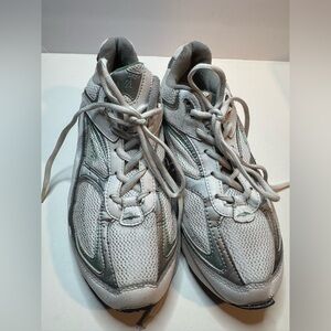 Womens Avia Cantilever Size 10 W Running Shoes